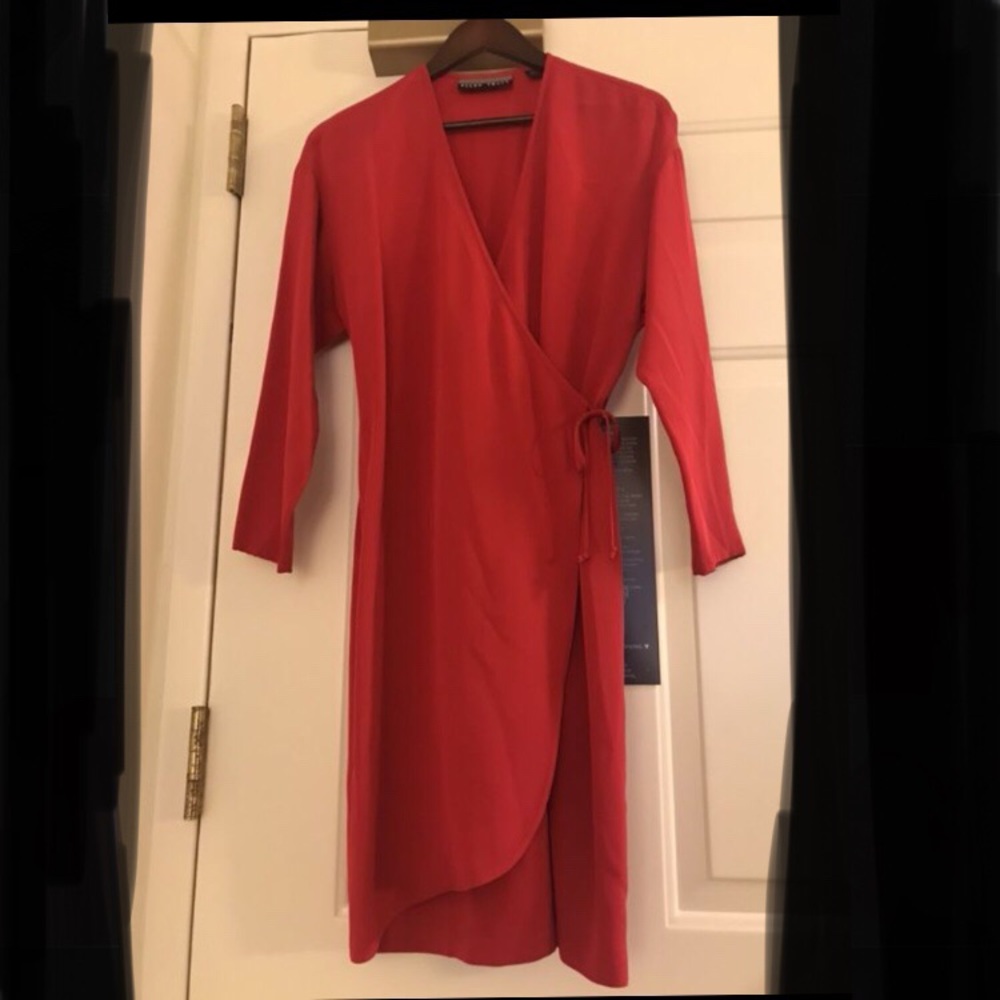 Ellen Tracy gorgeous Red Dress